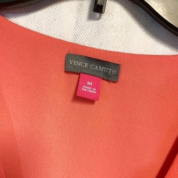 Vince Camuto V-Neck Button Bell Sleeve Salmon Pink Lined Peplum‎ Blouse Medium - Picture 3 of 8